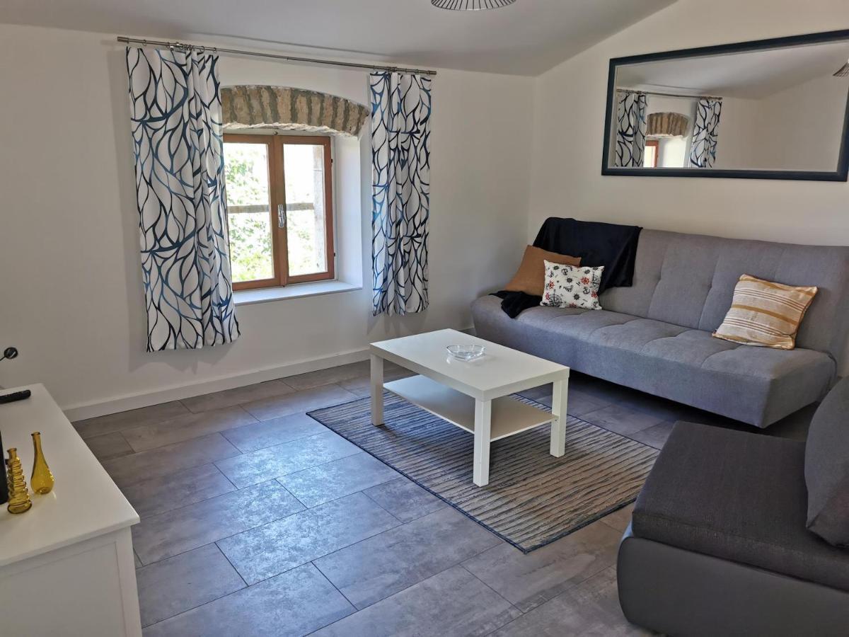Apartments Bertetic Kanfanar Ngoại thất bức ảnh