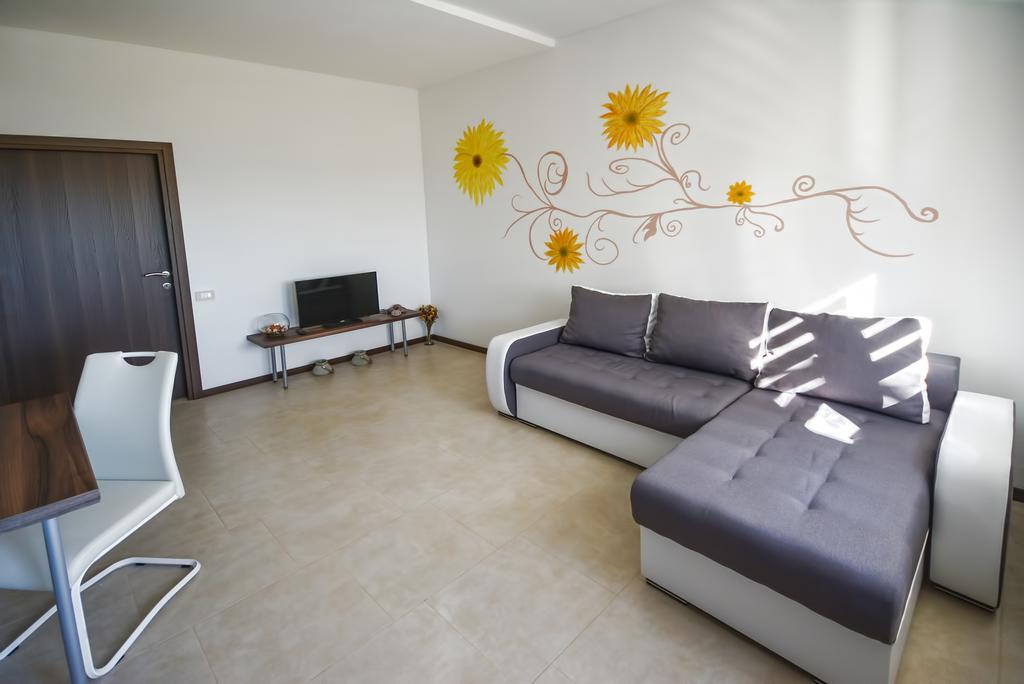 Apartments Bertetic Kanfanar Ngoại thất bức ảnh